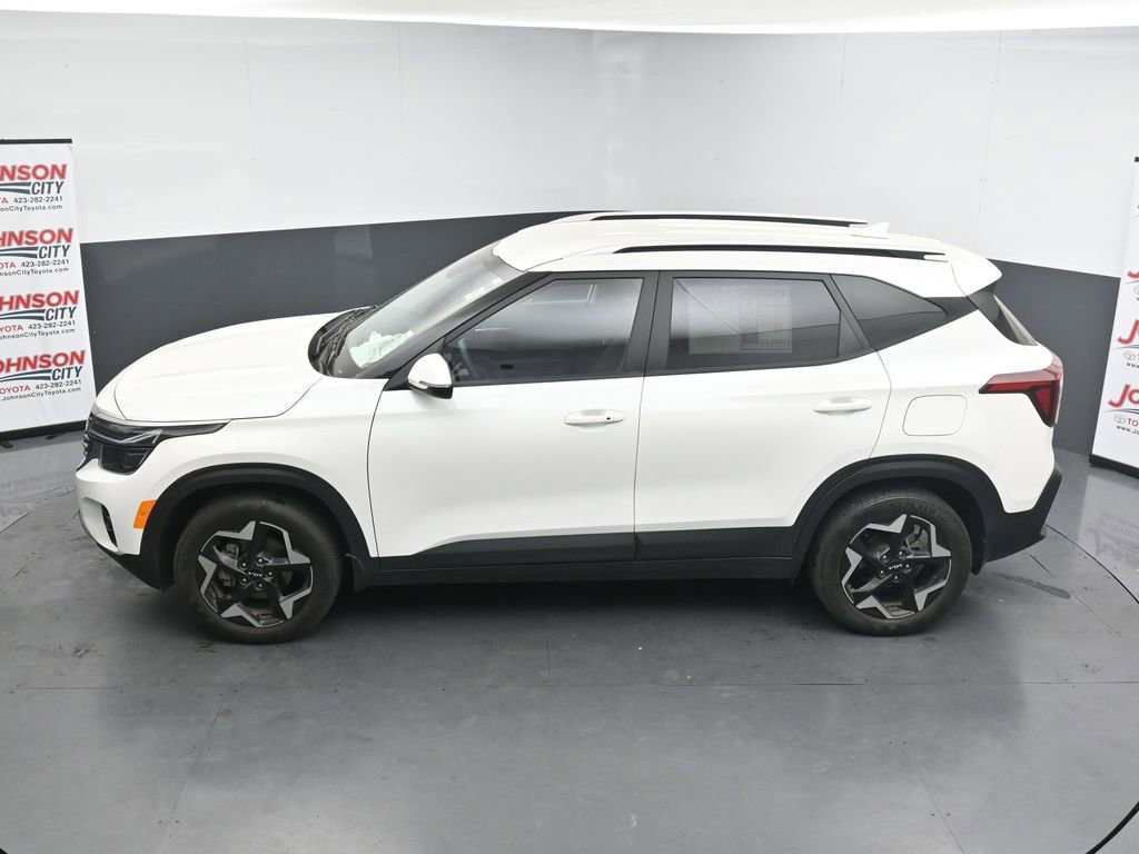 Used 2025 Kia Seltos S image 13