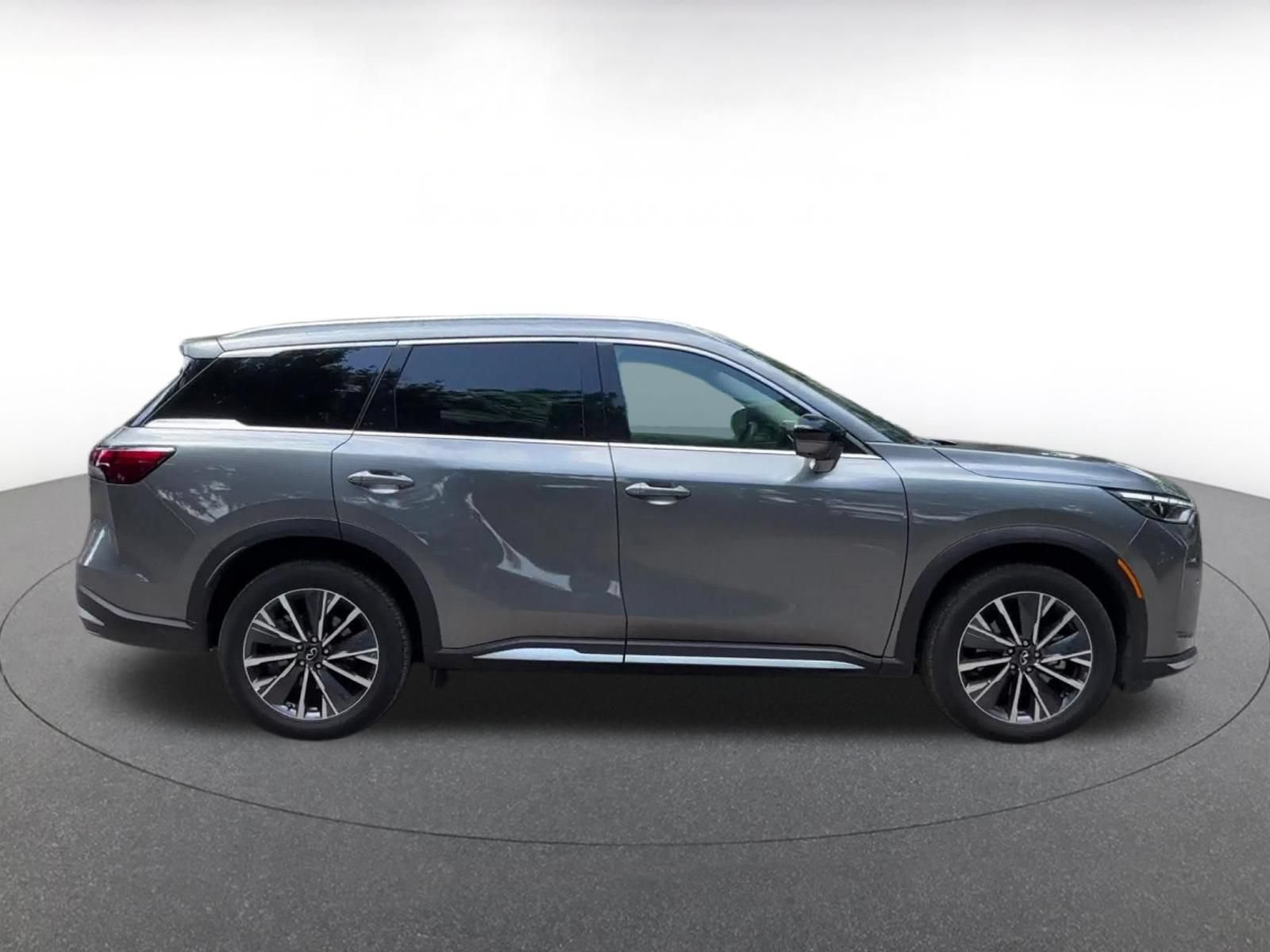 Used 2026 INFINITI QX60 Luxe AWD/4WD image 16