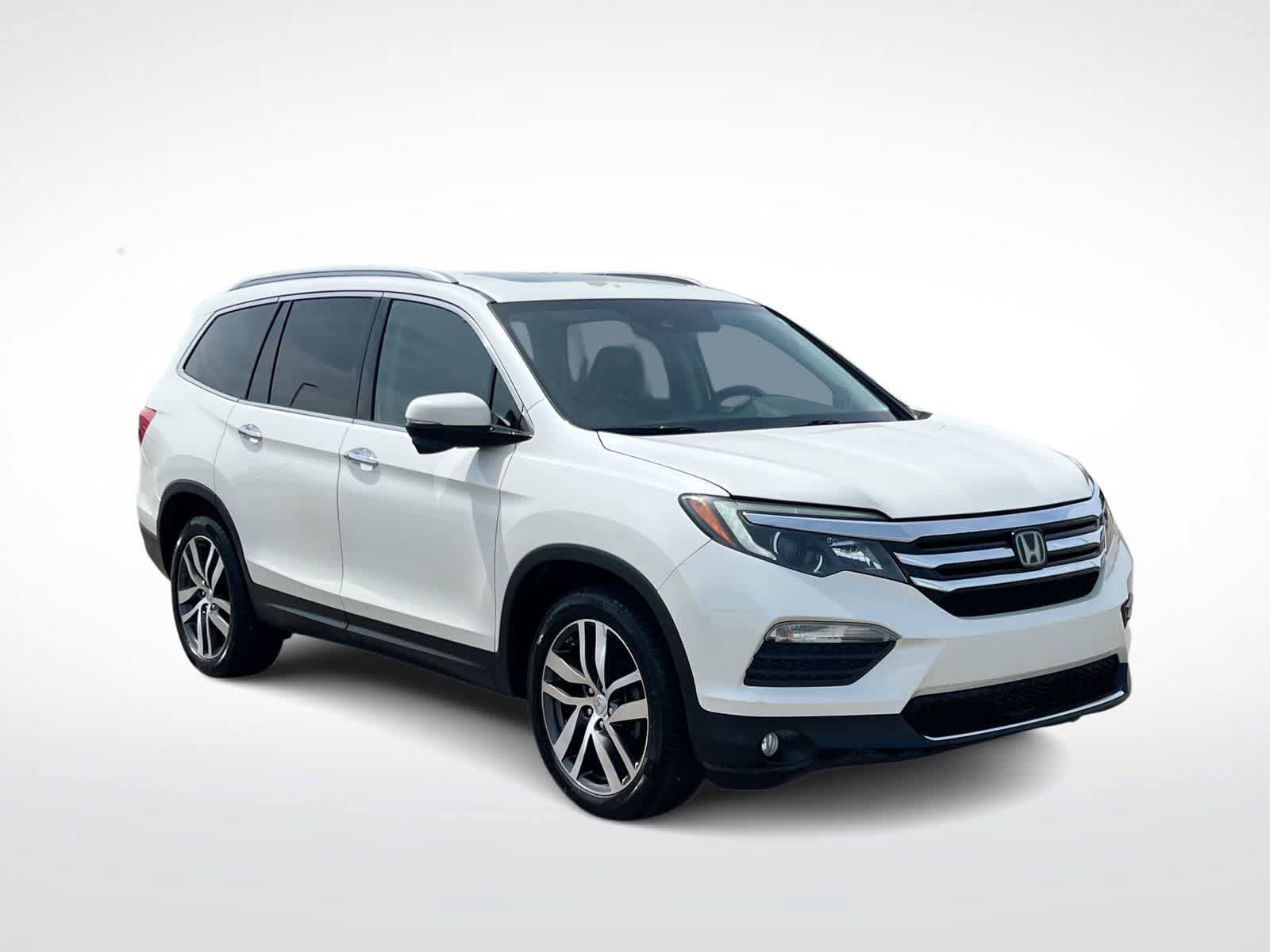 Used 2017 Honda Pilot Touring video 2