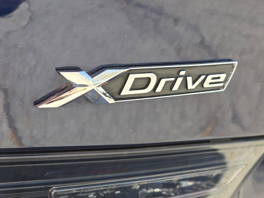 Used 2022 BMW 330i xDrive Sedan image 12