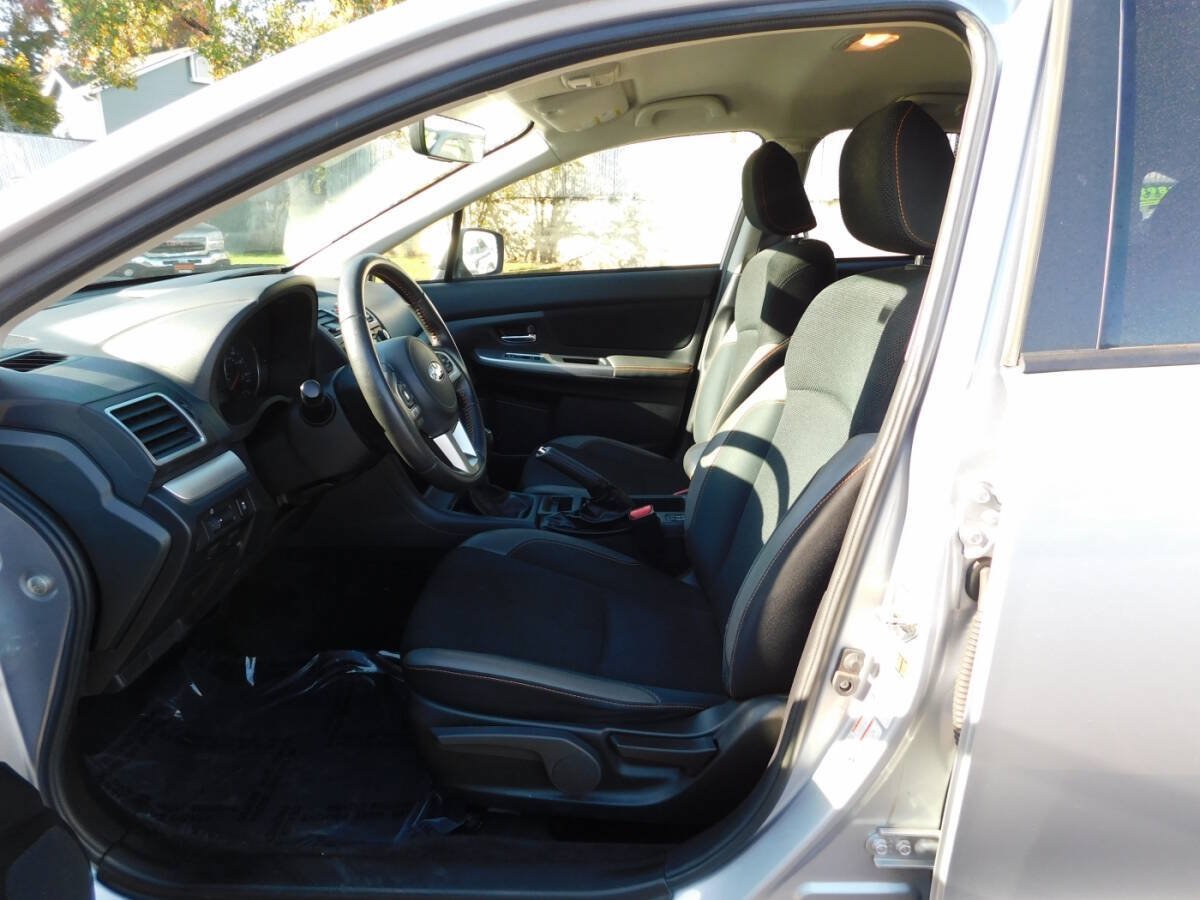 Used 2017 Subaru Crosstrek 2.0i Premium AWD/4WD image 6