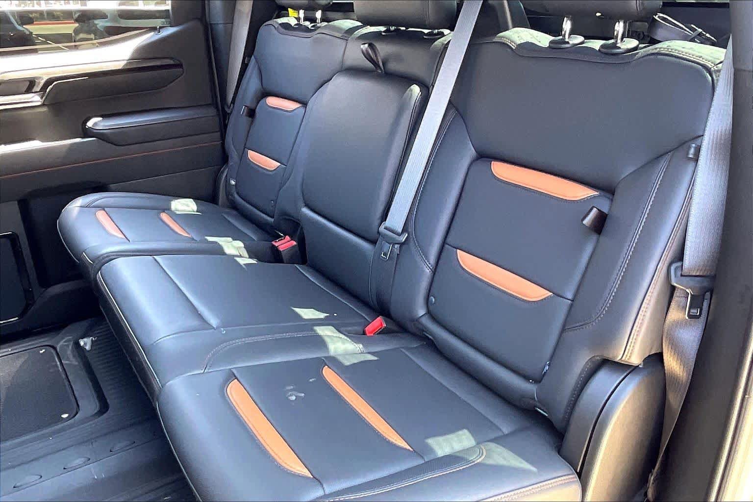 Used 2026 GMC Sierra 1500 AT4 w/ AT4 Premium Package image 21