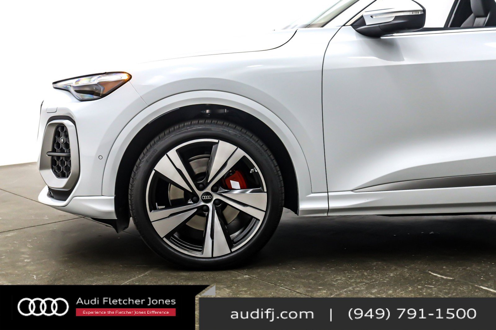 New 2025 Audi SQ5 Premium Plus image 10