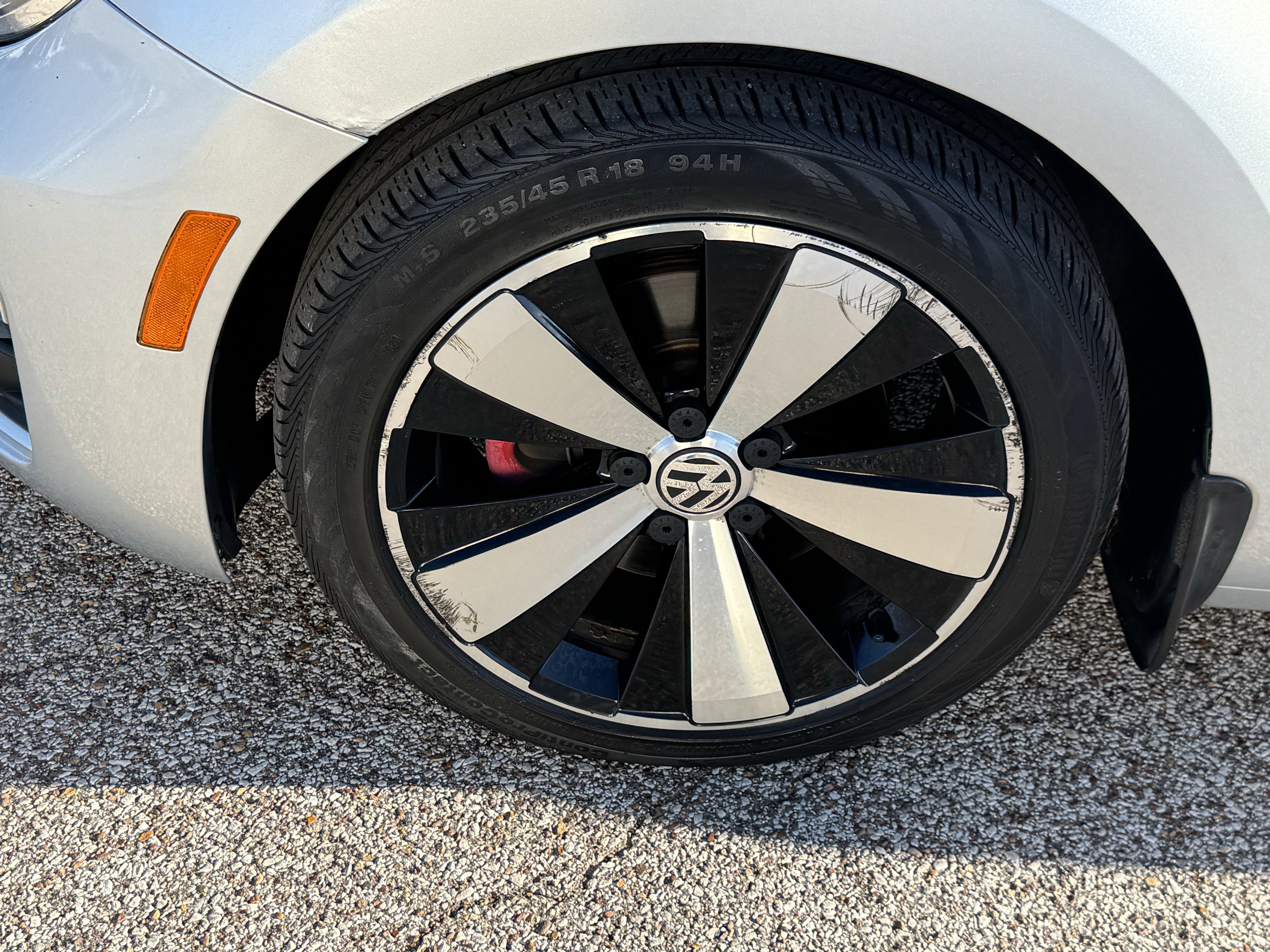 Used 2013 Volkswagen Beetle 2.0T image 9