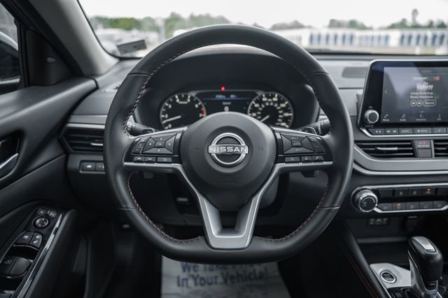 Used 2025 Nissan Altima 2.5 SR image 30