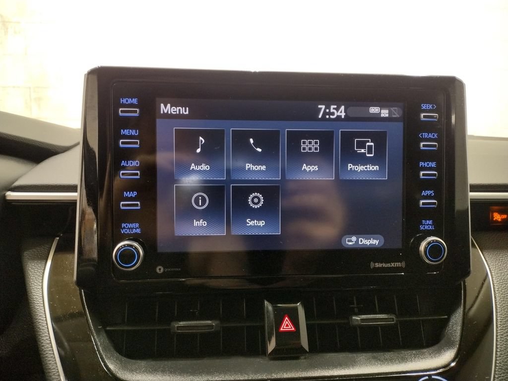 Used 2021 Toyota Corolla LE FWD image 28