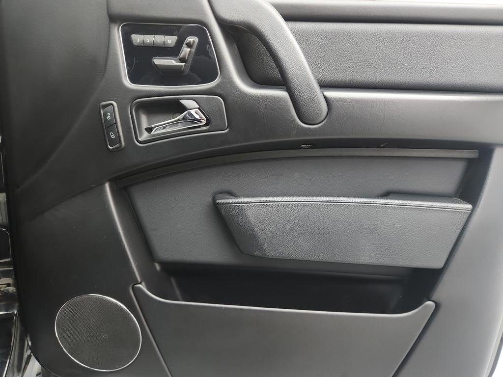 Used 2015 Mercedes-Benz G 550 image 29