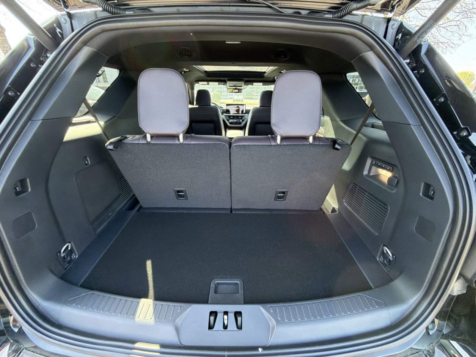 New 2026 Ford Explorer Platinum AWD/4WD image 32