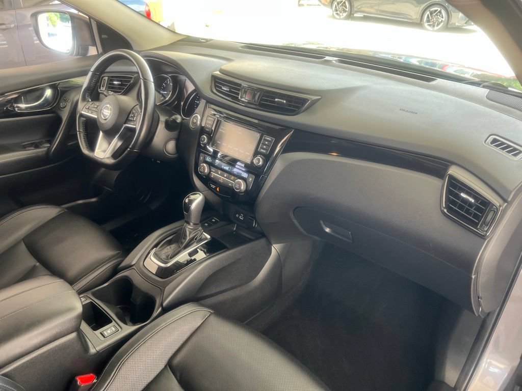 Certified 2022 Nissan Rogue Sport SL AWD/4WD image 20