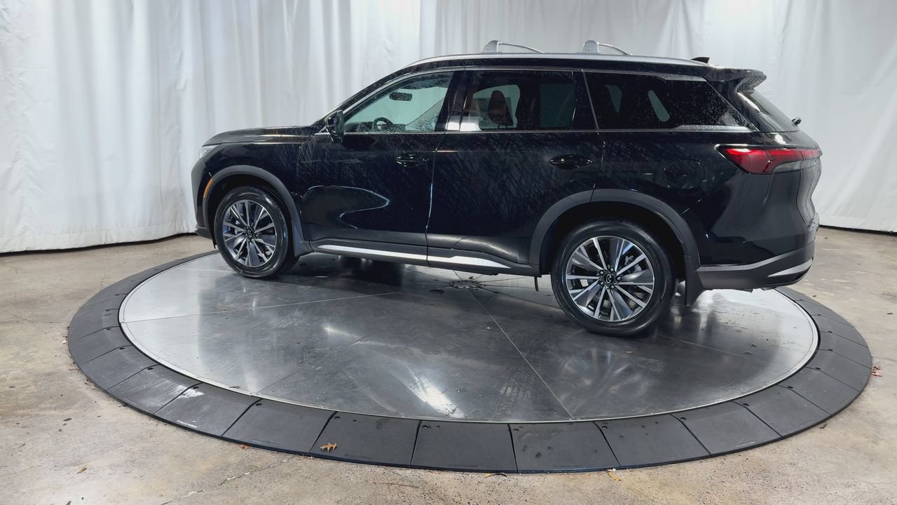 Certified 2026 INFINITI QX60 Luxe w/ Cargo Package AWD/4WD image 10