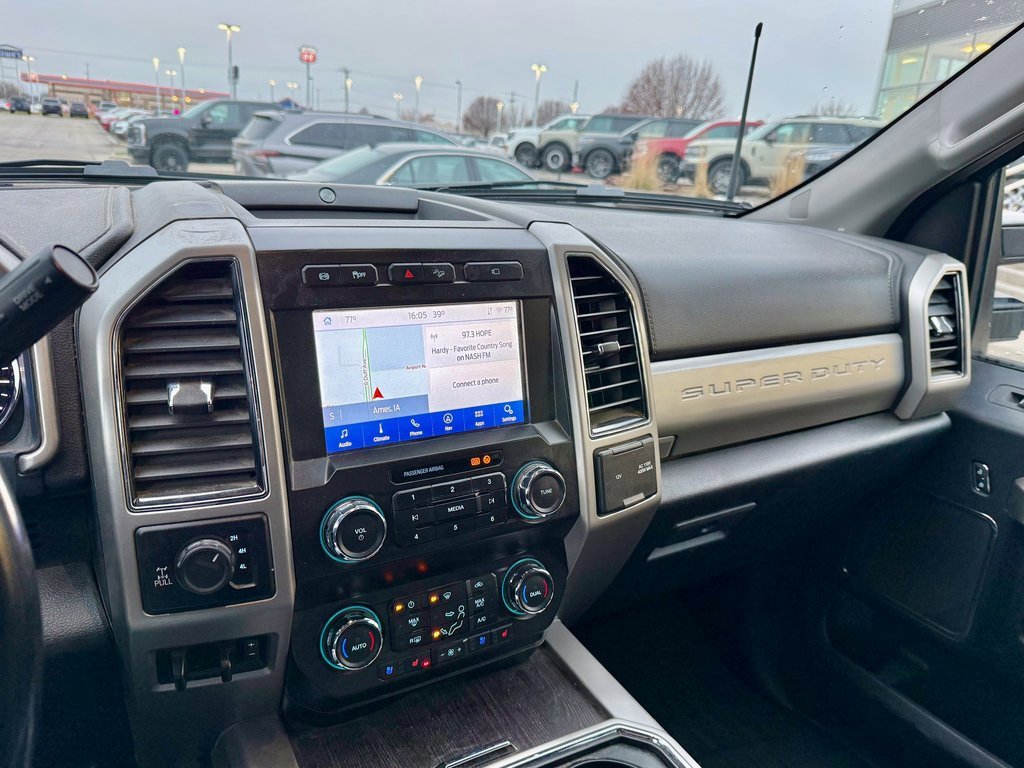 Used 2021 Ford F350 Lariat w/ Chrome Package image 15