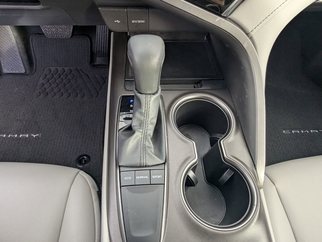 Certified 2024 Toyota Camry SE w/ Convenience Package image 27