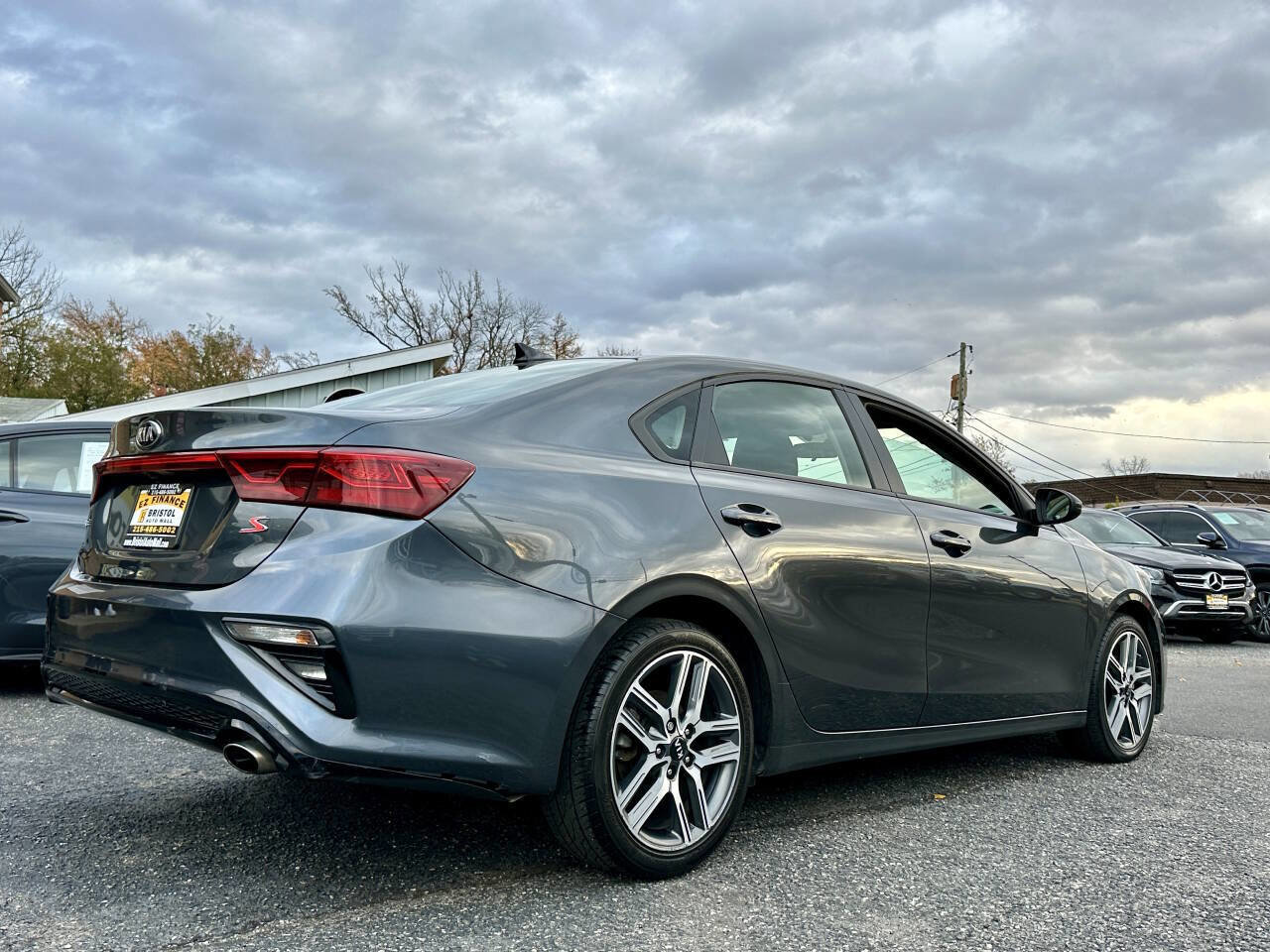 Used 2019 Kia Forte S w/ S Premium Package image 7