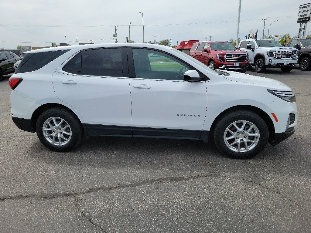 Used 2022 Chevrolet Equinox LT AWD/4WD image 4
