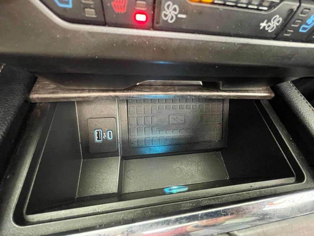 Used 2021 Ford Expedition Max Limited image 23