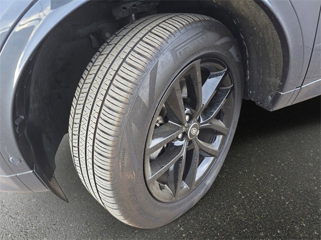 Used 2025 Land Rover Discovery Sport S image 29