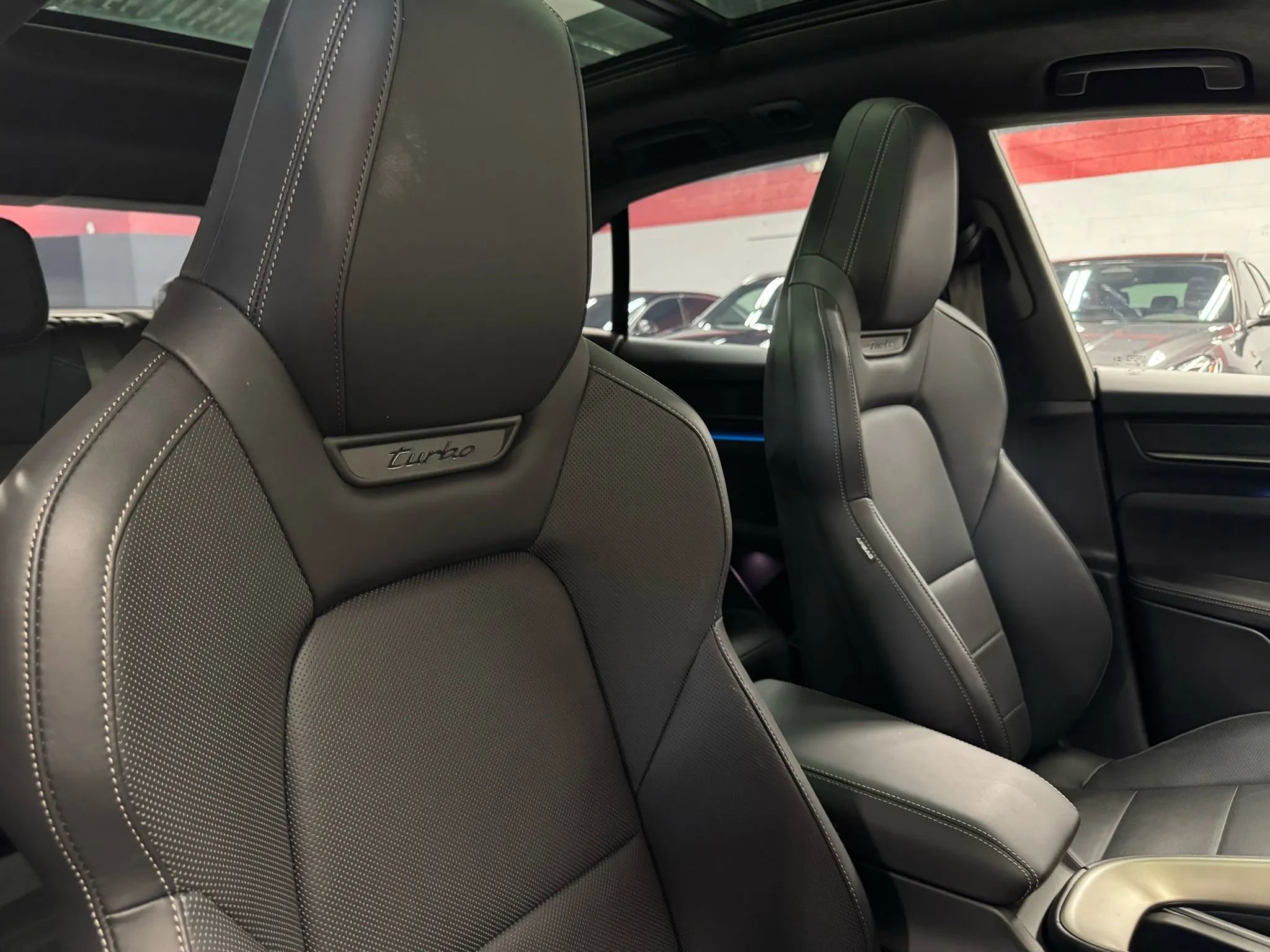 Used 2024 Porsche Macan Turbo Electric image 35