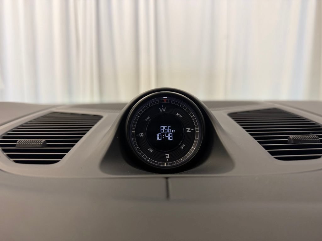 Certified 2026 Porsche Cayenne E-Hybrid AWD/4WD image 22