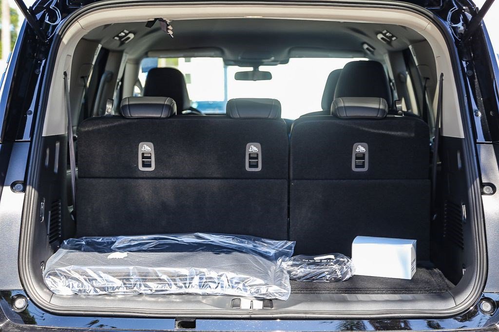 New 2025 Nissan Armada SV AWD/4WD image 12