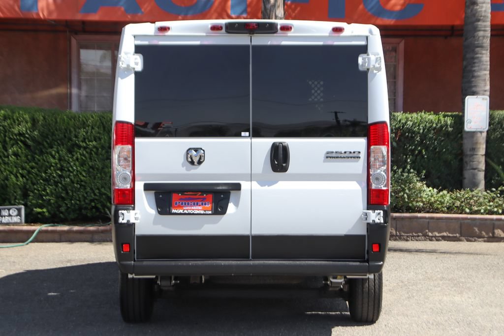 Used 2025 RAM ProMaster 2500 w/ U-Haul Equipment Group FWD image 7