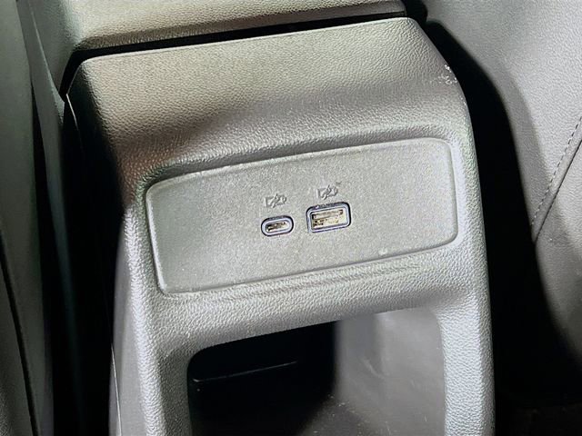 Used 2025 Chevrolet Trax LT image 30