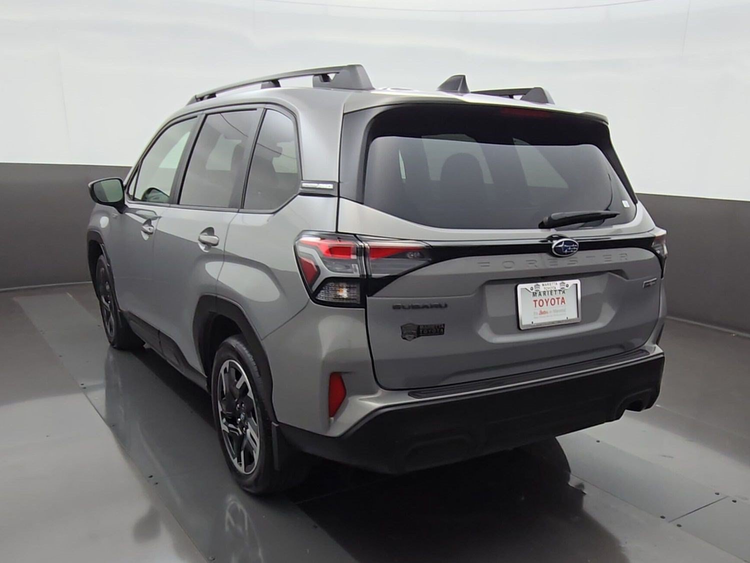 Used 2025 Subaru Forester Premium AWD/4WD image 7
