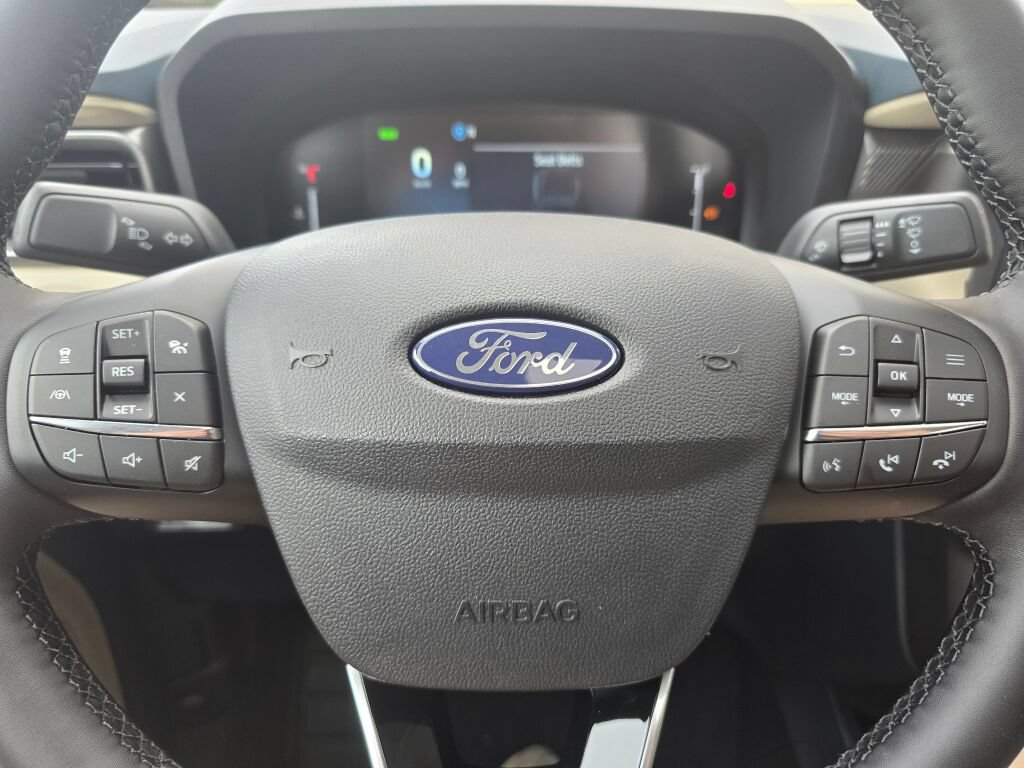 New 2026 Ford Maverick Lariat w/ 4K Tow Package AWD/4WD image 18