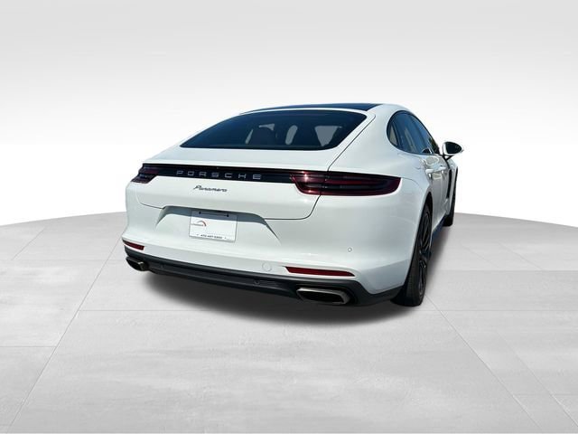 Used 2018 Porsche Panamera RWD image 5