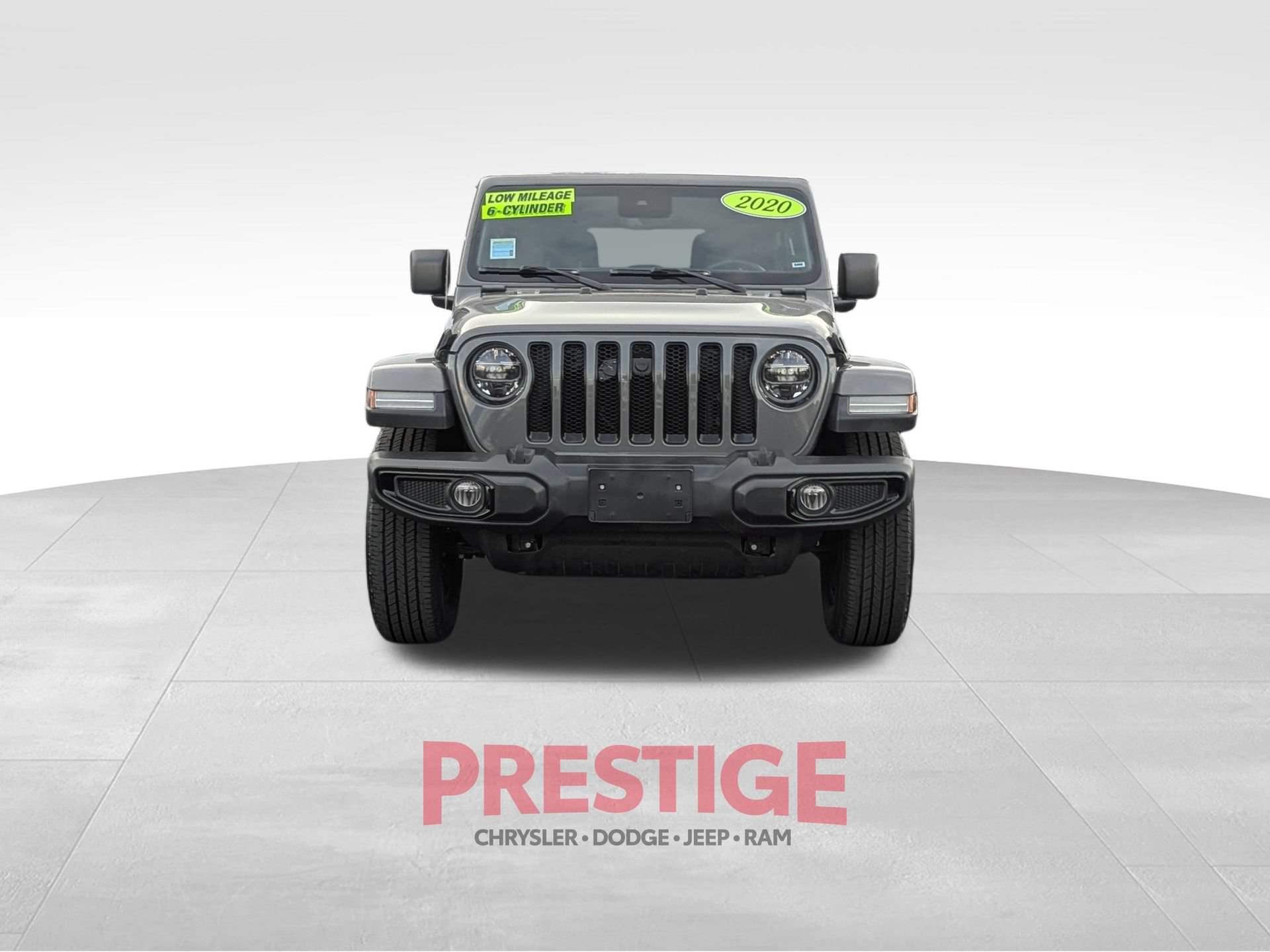 Used 2020 Jeep Wrangler Unlimited Sahara AWD/4WD image 3