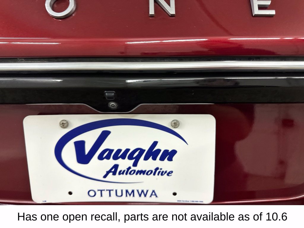 Used 2024 Jeep Wagoneer 4WD w/ Premium Group I image 17