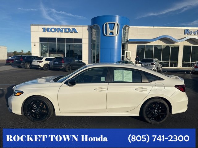 Used 2025 Honda Civic Sport image 3