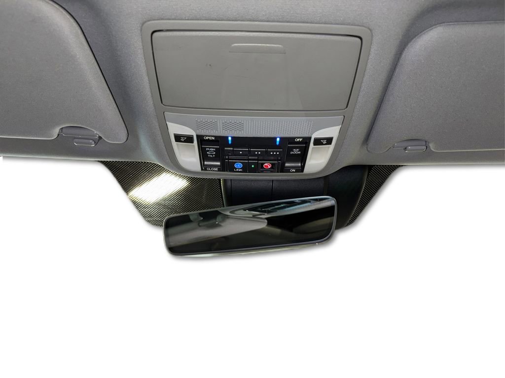Used 2015 Acura TLX w/ Technology Package image 25