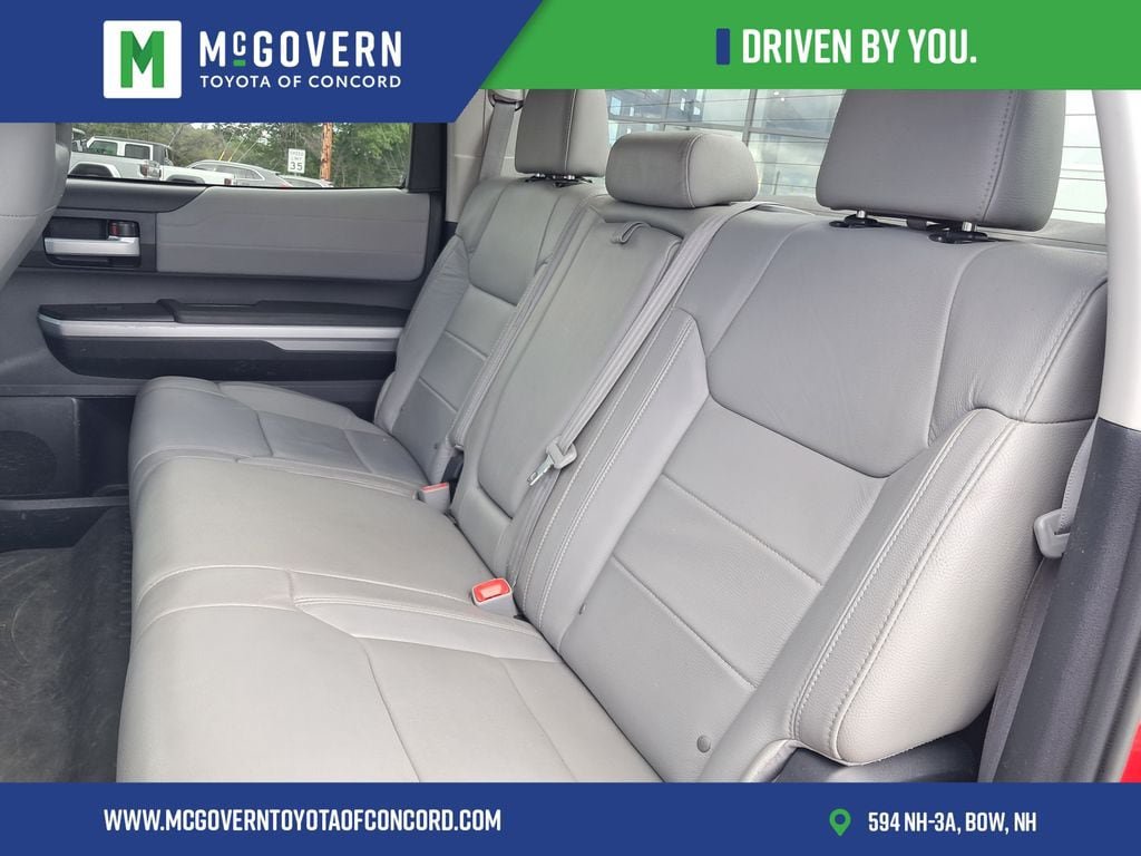Used 2015 Toyota Tundra Limited w/ Limited Premium Package AWD/4WD image 17
