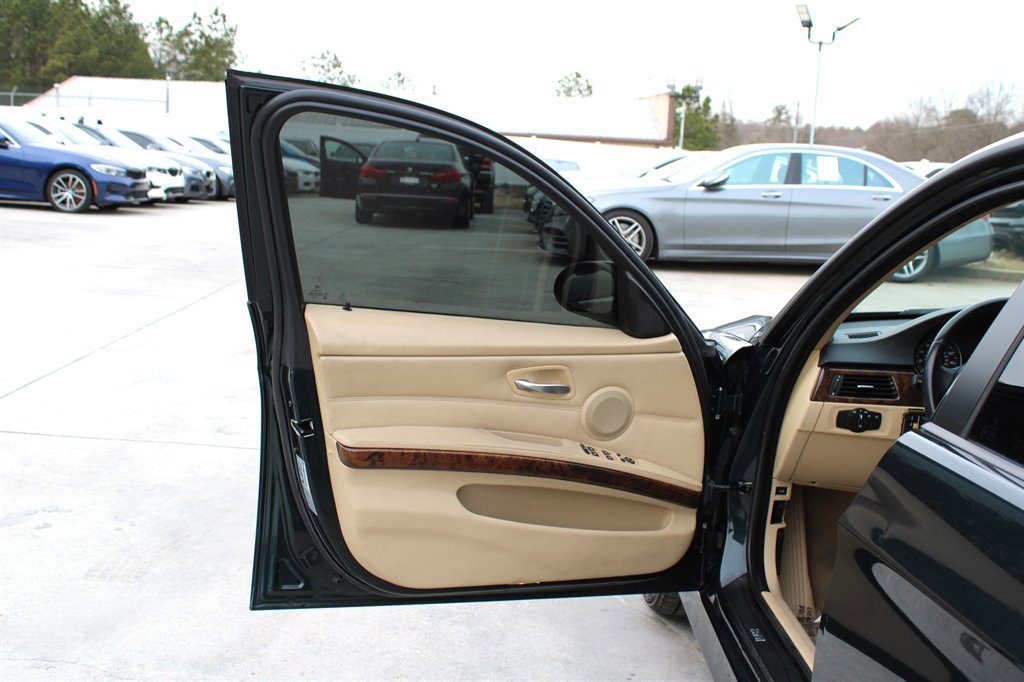 Used 2006 BMW 325xi Sedan image 31
