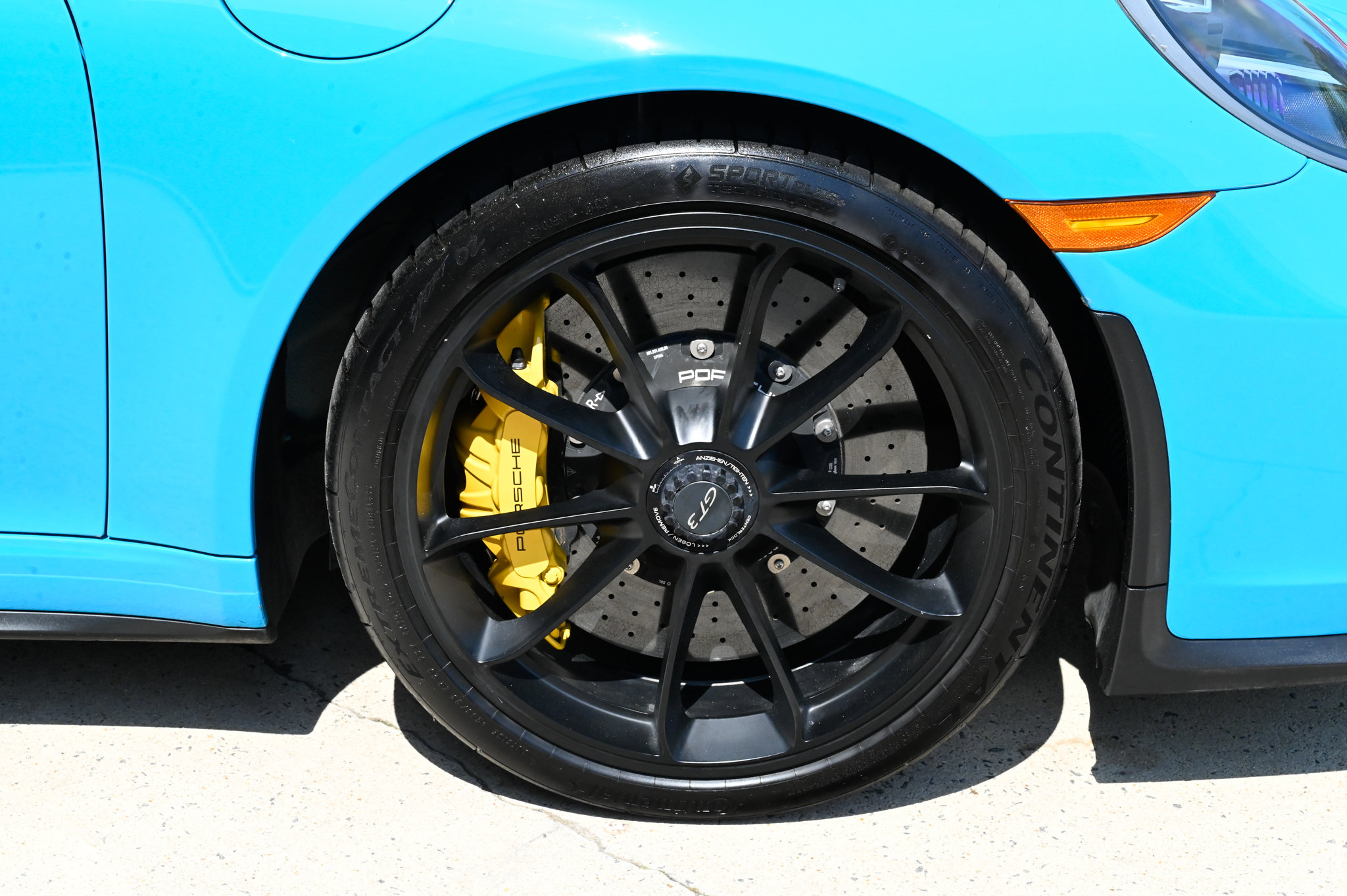 Used 2018 Porsche 911 GT3 RWD image 12