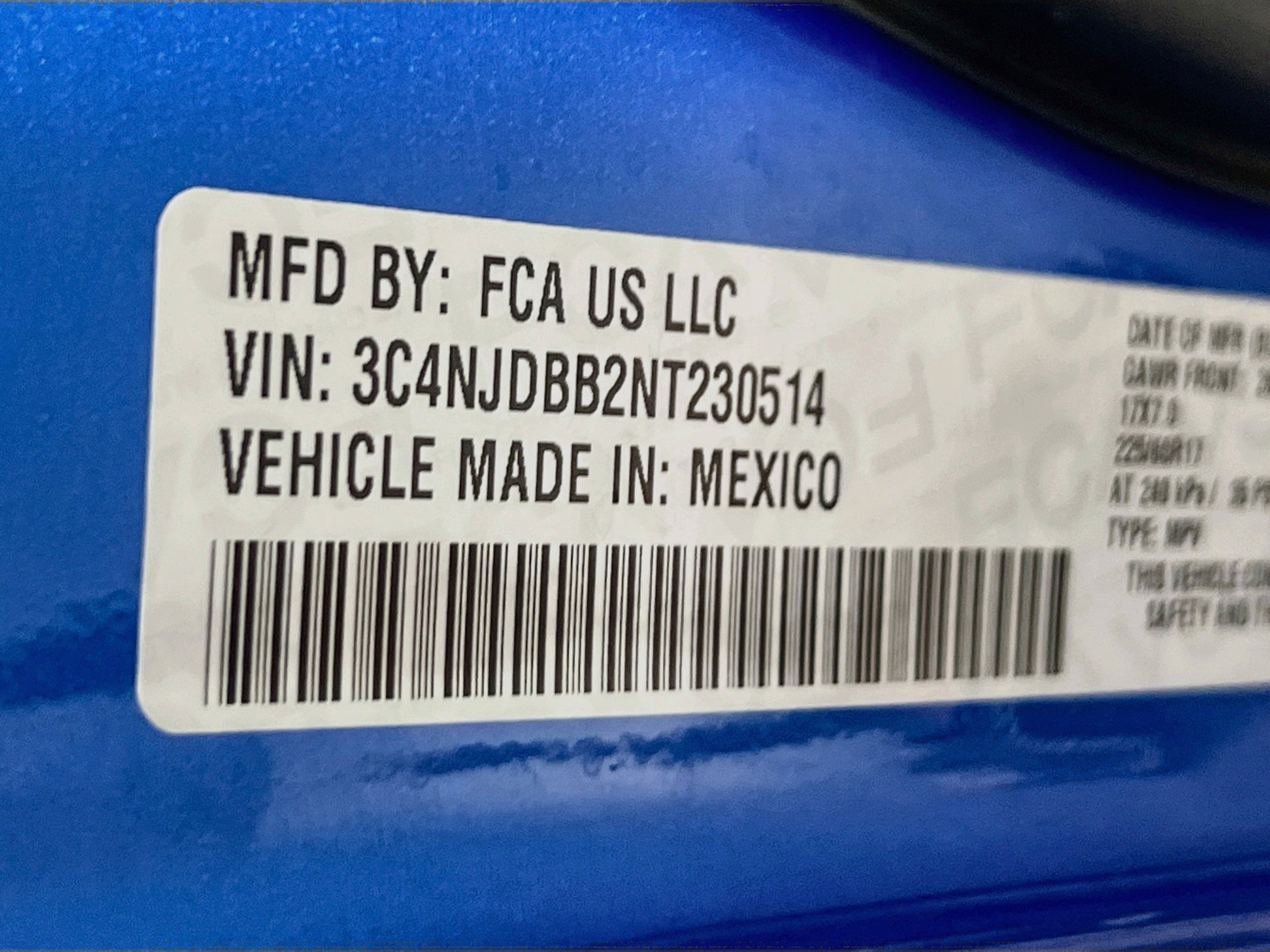 Used 2022 Jeep Compass Latitude w/ Sun and Sound Group AWD/4WD image 30