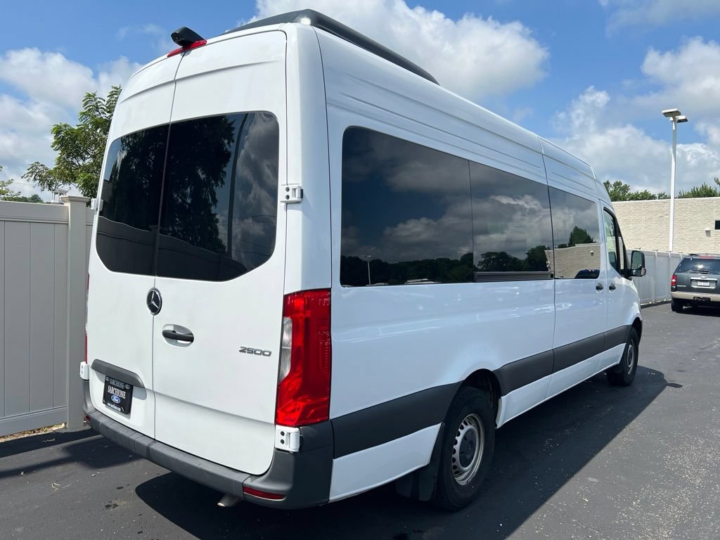 Used 2025 Mercedes-Benz Sprinter 2500 image 3
