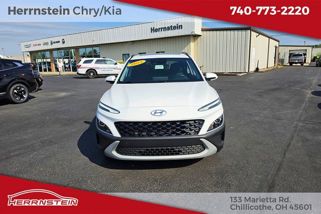 Used 2023 Hyundai Kona SEL w/ Convenience Package FWD image 2
