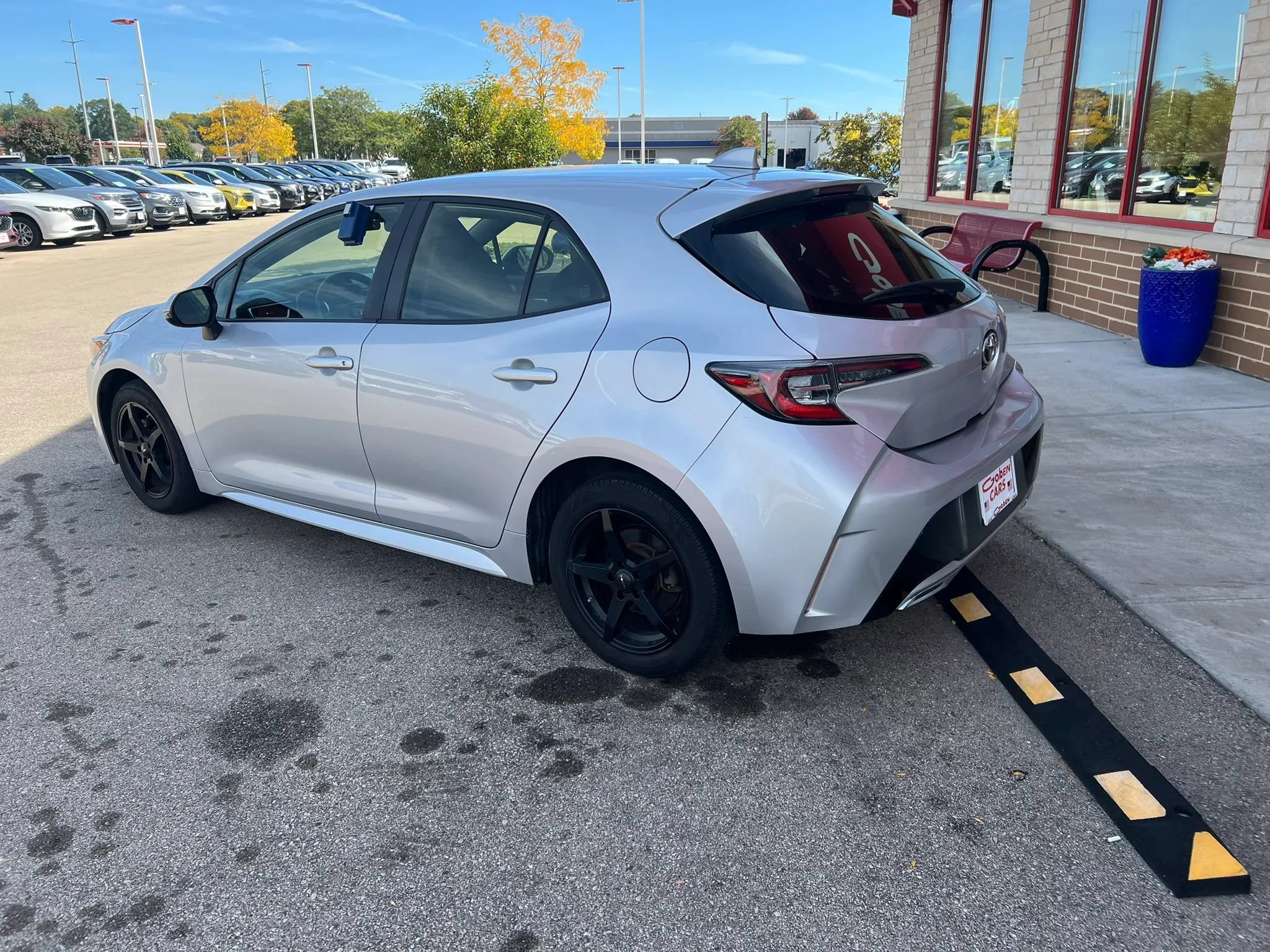Used 2022 Toyota Corolla SE w/ Carpet Mat Package (TMS) FWD image 5