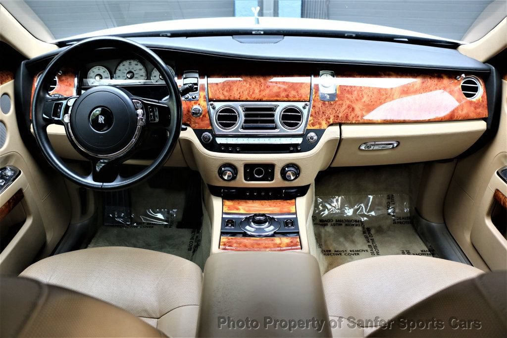 Used 2010 Rolls-Royce Ghost RWD image 24