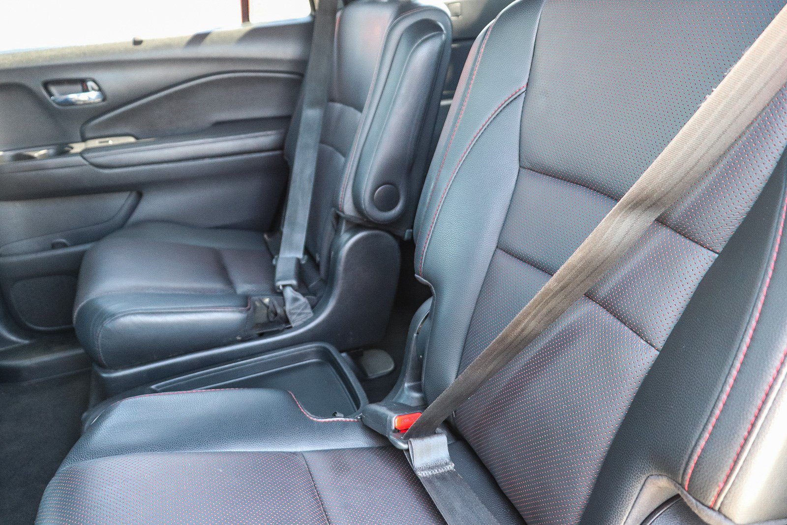 Used 2022 Honda Pilot Black Edition image 19