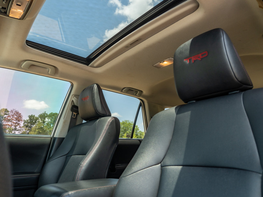 Used 2020 Toyota 4Runner TRD Off-Road Premium w/ Moonroof Package AWD/4WD image 13