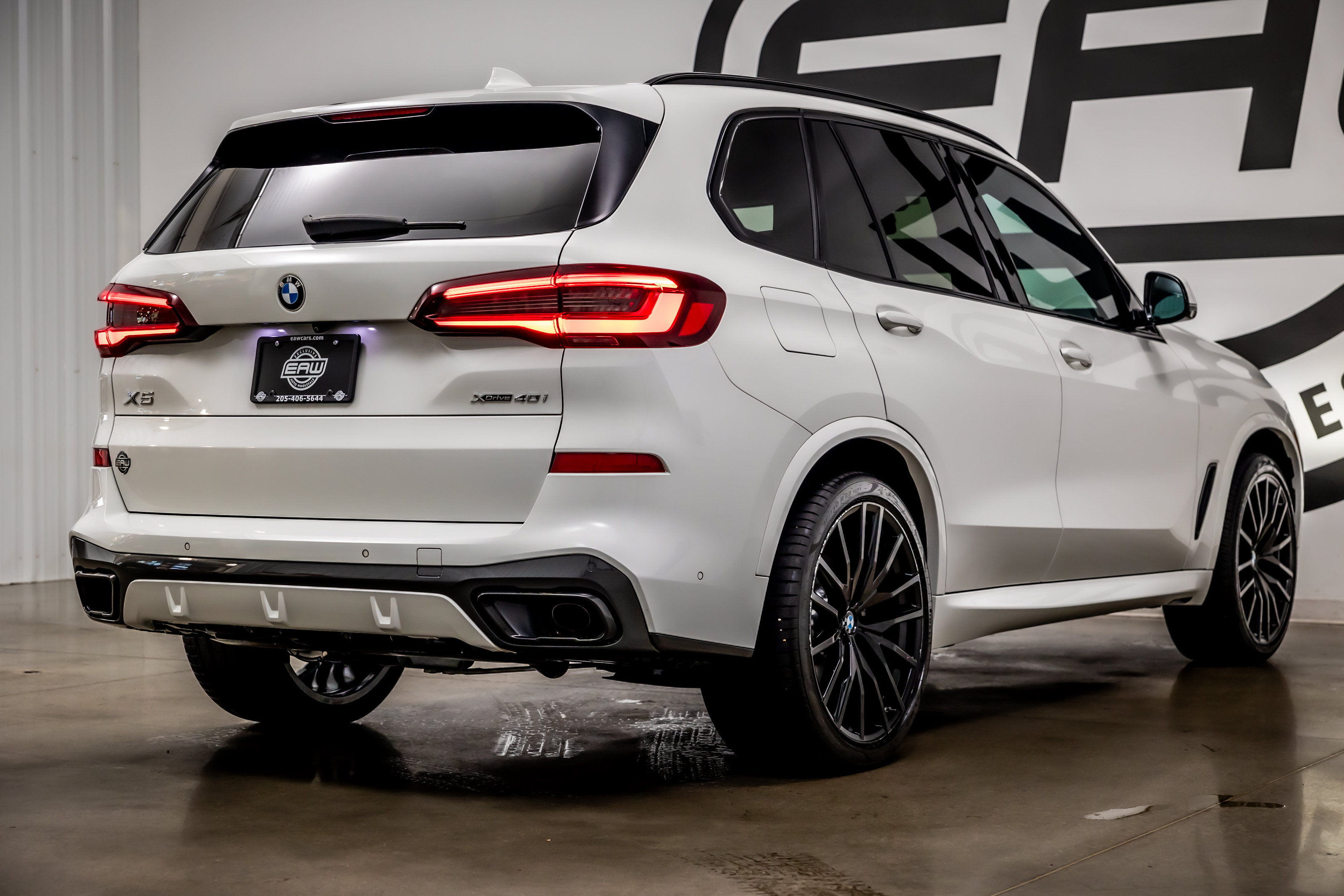Used 2020 BMW X5 xDrive40i w/ M Sport Package AWD/4WD image 31