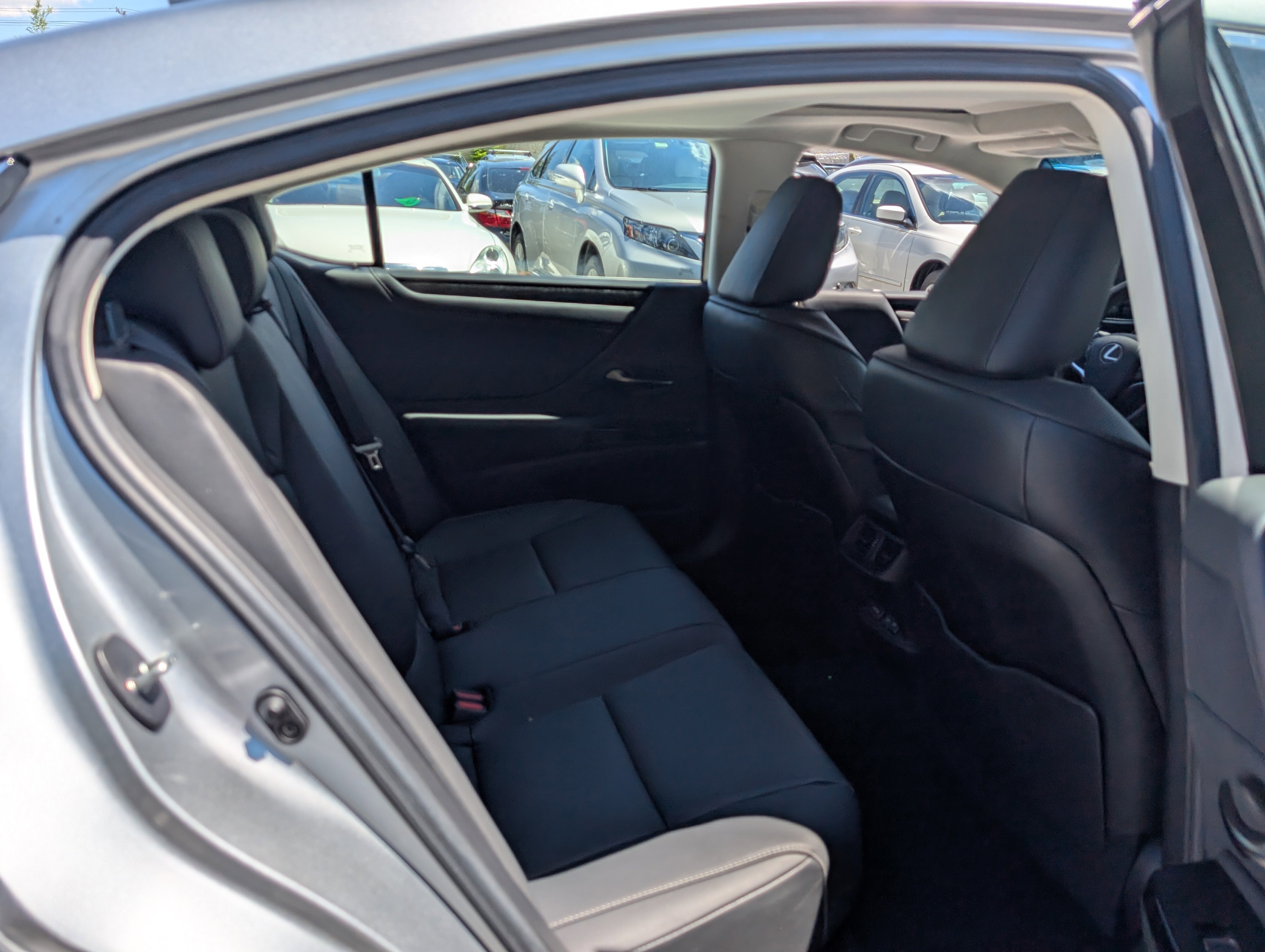 Used 2023 Lexus ES 250 w/ Premium Package AWD/4WD image 12