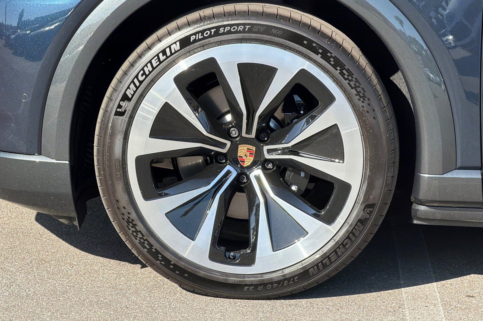 Used 2026 Porsche Cayenne Electric Coupe AWD/4WD image 27