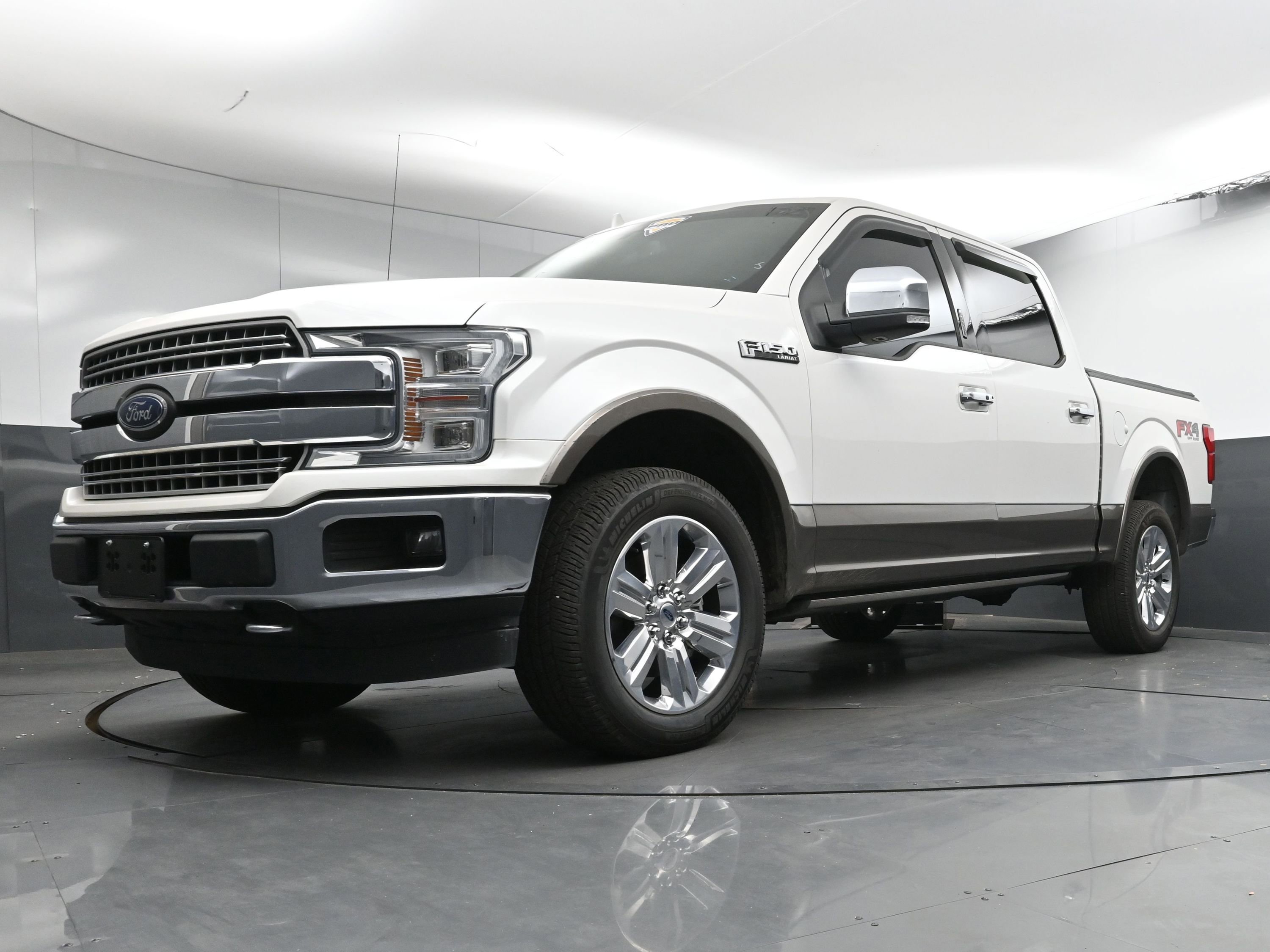 Used 2018 Ford F150 Lariat w/ Equipment Group 502A Luxury image 34