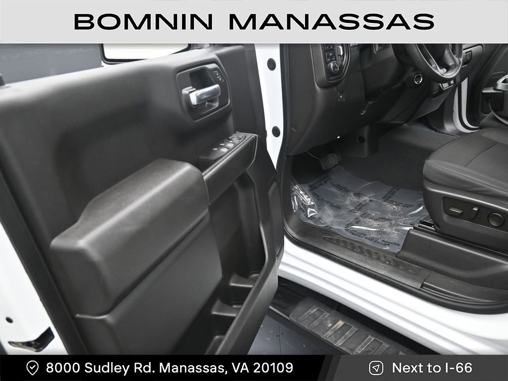 Used 2023 Chevrolet Silverado 1500 Custom image 13