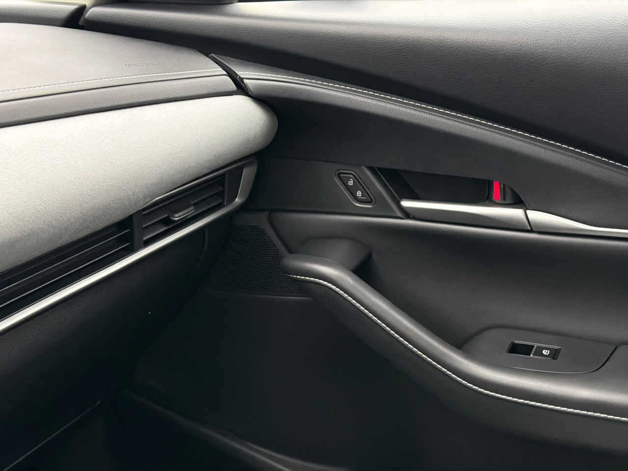 New 2026 MAZDA CX-30 AWD 2.5 S image 31