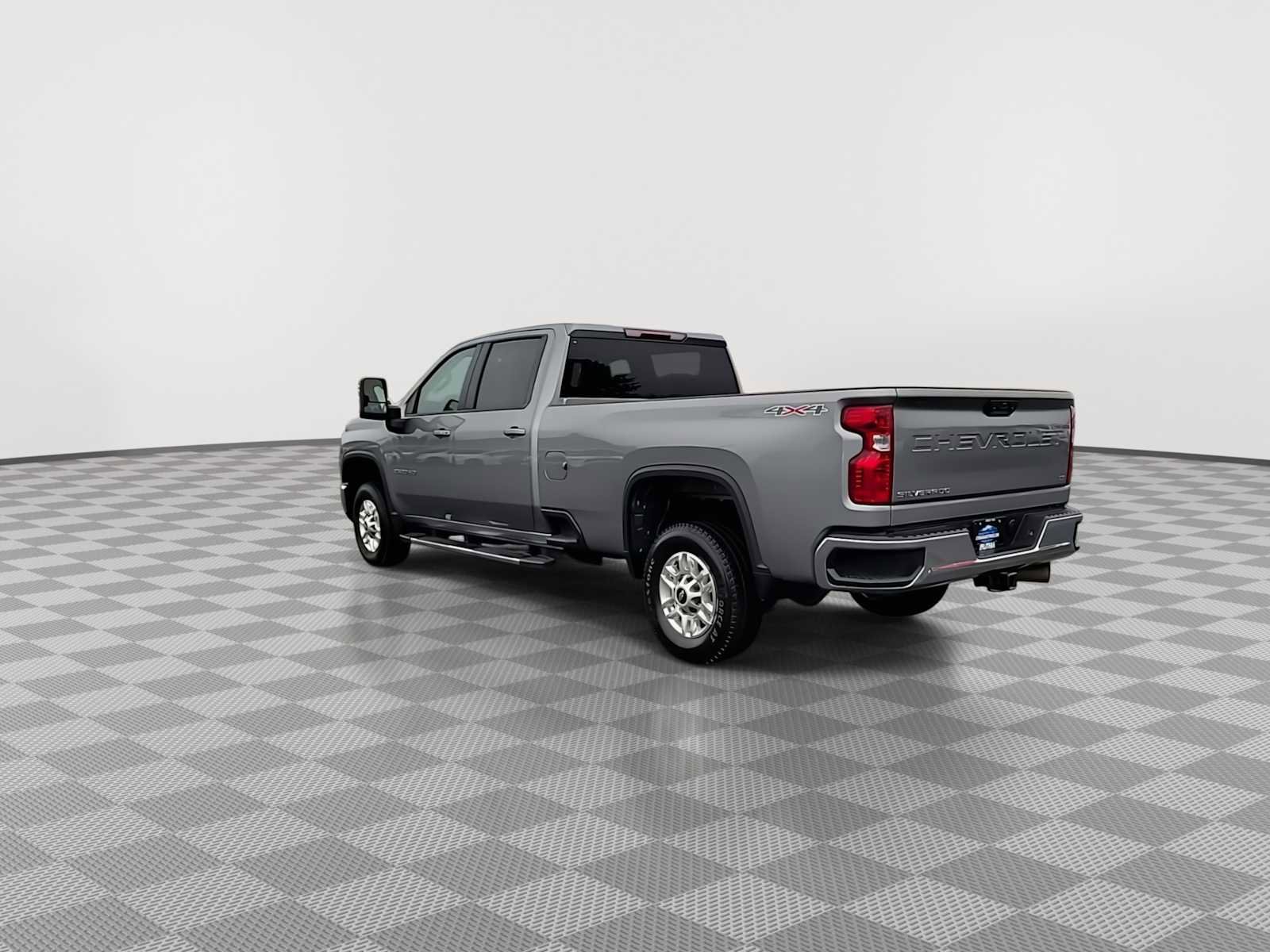 Used 2025 Chevrolet Silverado 2500 LT w/ Convenience Package image 6