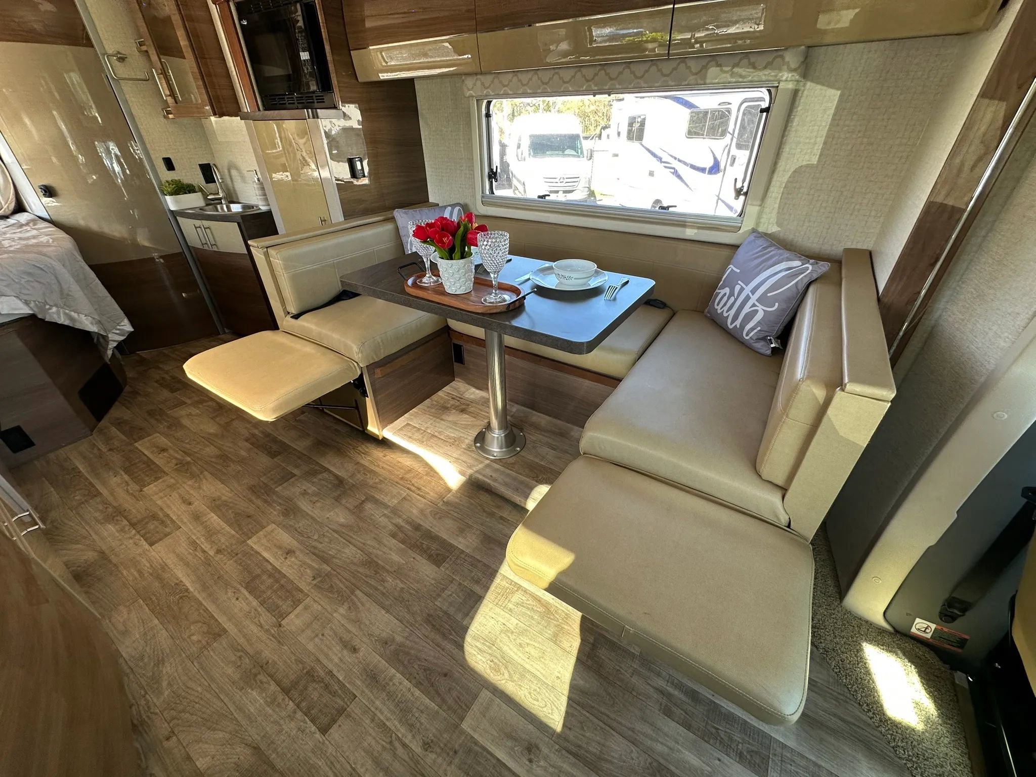 Used 2016 Mercedes-Benz Sprinter 3500 image 20